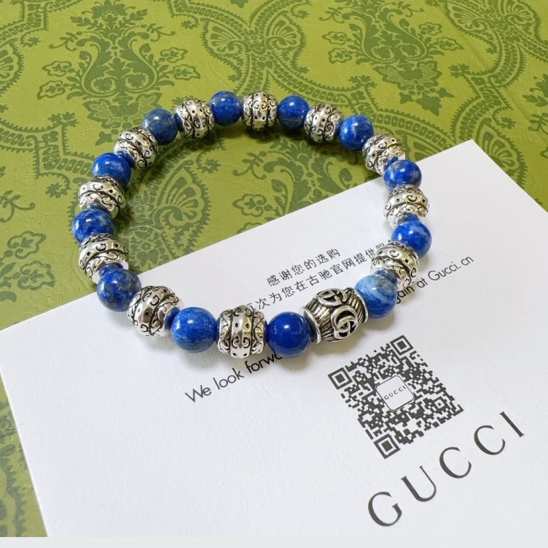 G*u*i bracelets